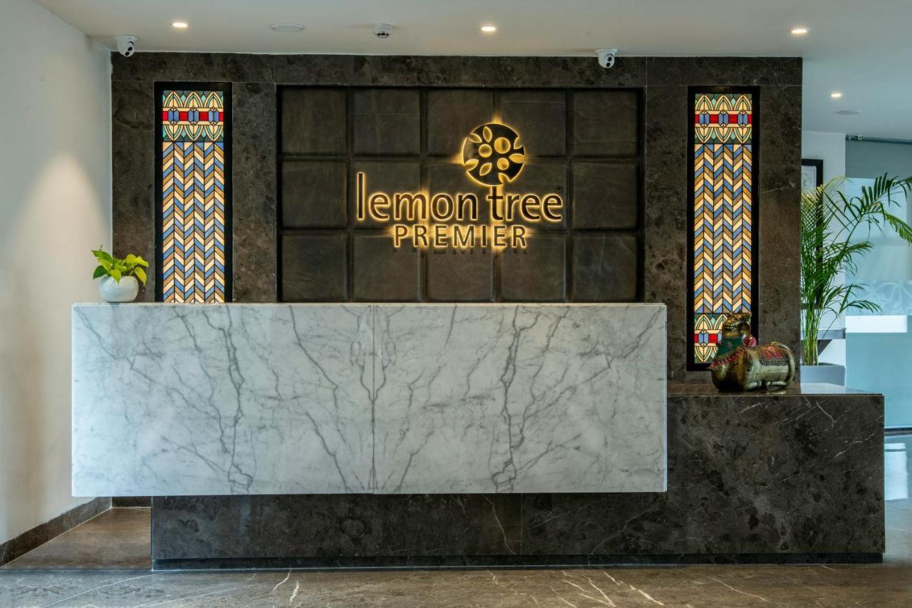 Lemon Tree Premier, Rishikesh Hotel Екстериор снимка