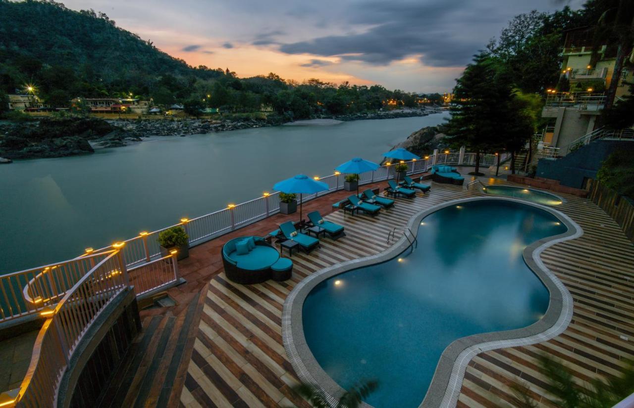 Lemon Tree Premier, Rishikesh Hotel Екстериор снимка