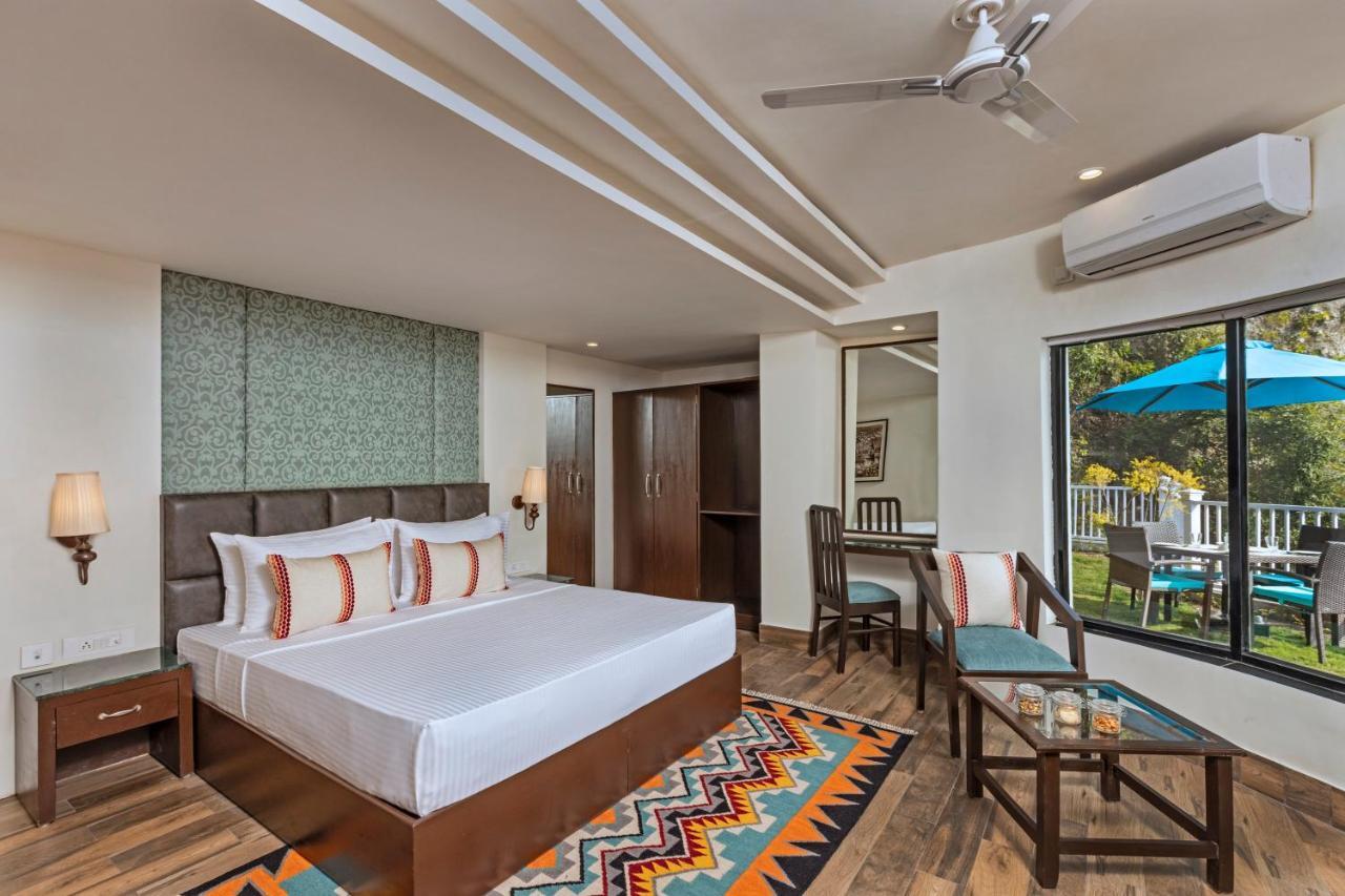 Lemon Tree Premier, Rishikesh Hotel Екстериор снимка